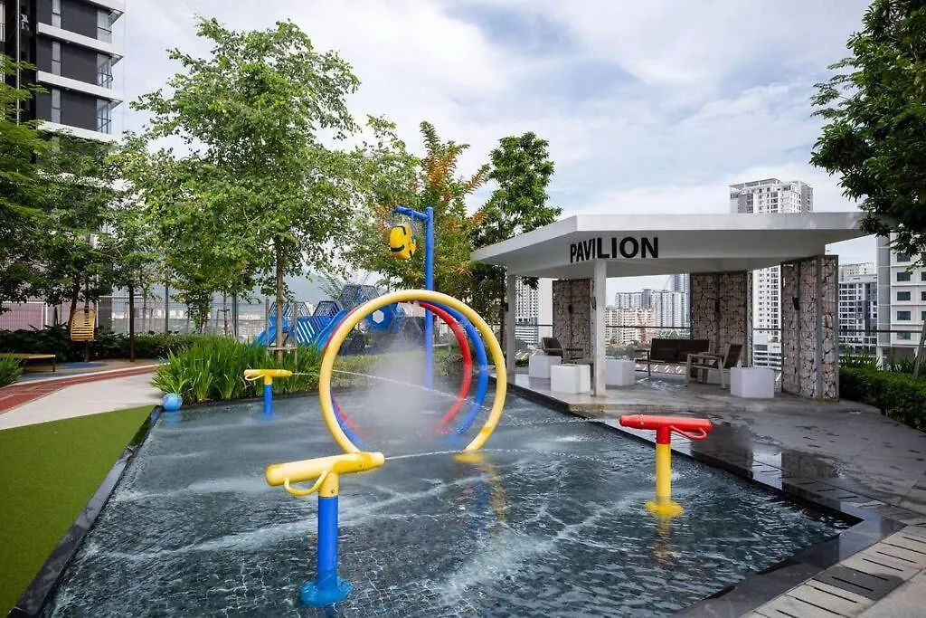 Bathtub With Seaview, 8Pax, Urban Suites - 5Km To Komtar 조지타운 0*,  말레이시아