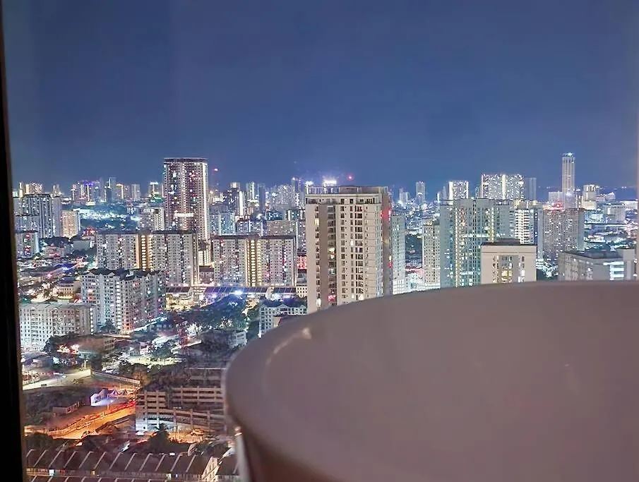 아파트 Bathtub With Seaview, 8Pax, Urban Suites - 5Km To Komtar 조지타운