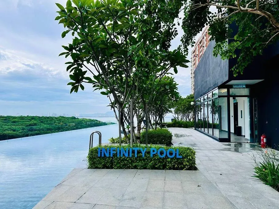 Bathtub With Seaview, 8Pax, Urban Suites - 5Km To Komtar 조지타운 아파트